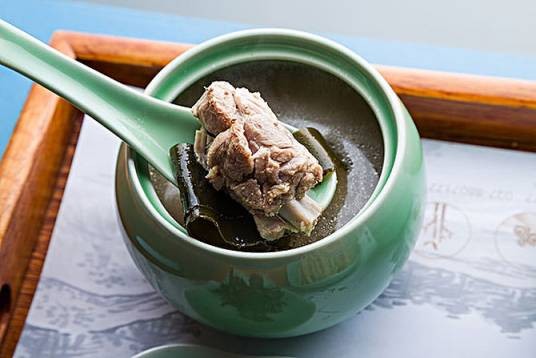 海带猪骨汤