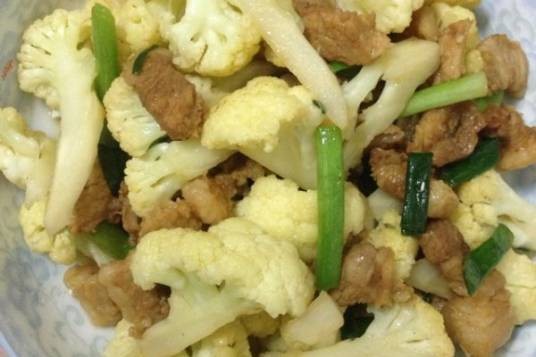 菜花炒肉片