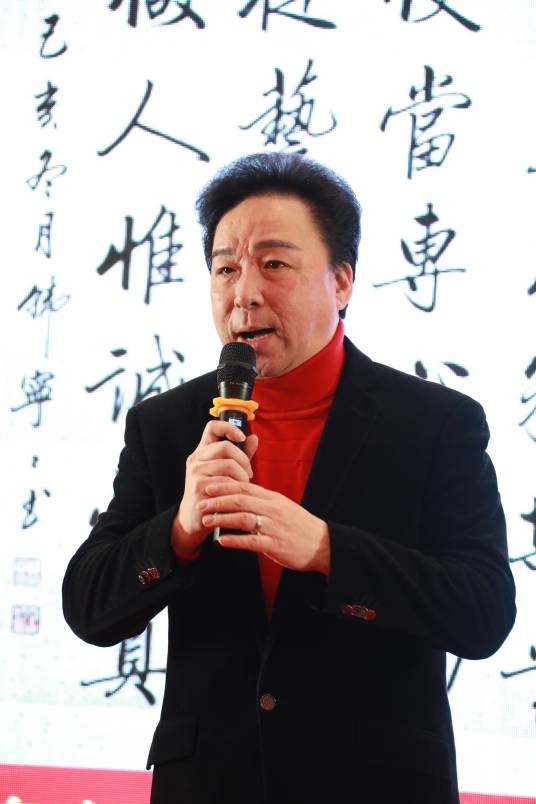 谭立曾