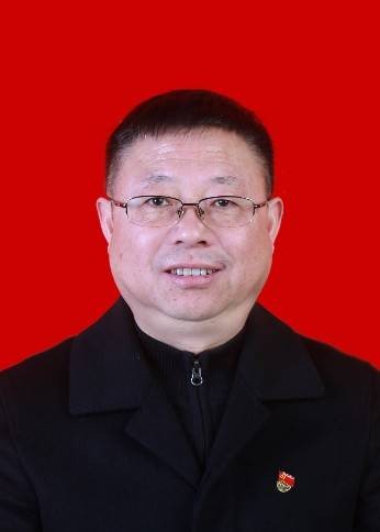 蒋焰（襄阳市襄州区教育局党组成员、副局长）