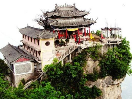 成县古代名刹
