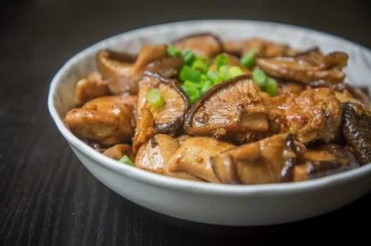 香菇鸡