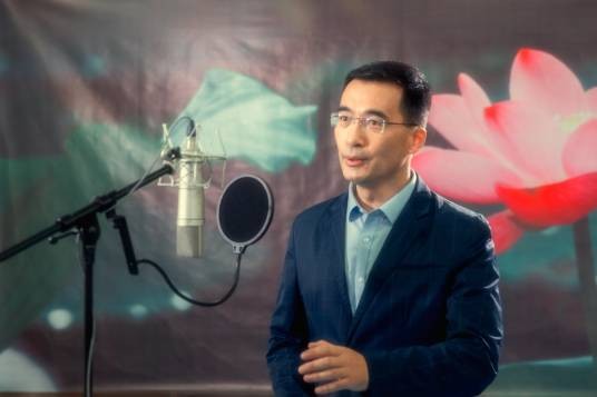 杨波（中国济南人民广播电台主持人）