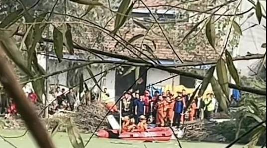 10·26商丘女孩投河身亡事件