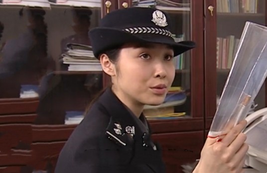 邬娜（悬疑剧《早安，白桦林》中的角色）