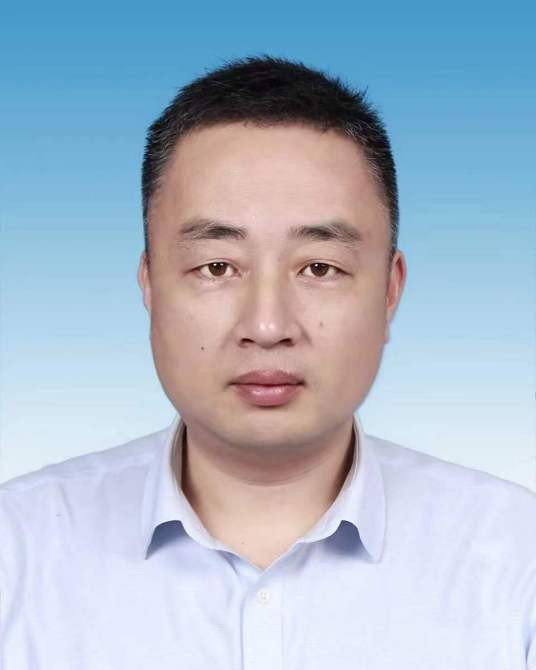 谢晖（江西省赣州市章贡区委常委、区纪委书记、区监委主任候选人）