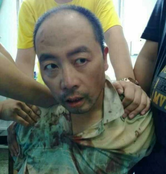 霍利刚