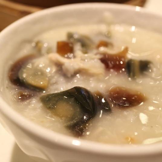 松花蛋瘦肉汤
