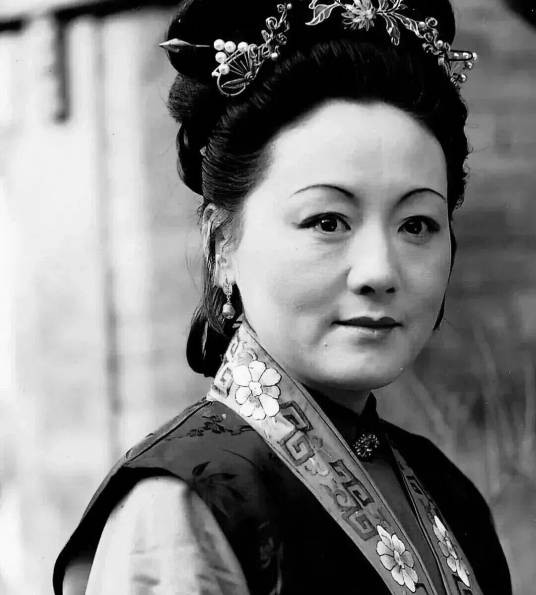孙彩虹去世