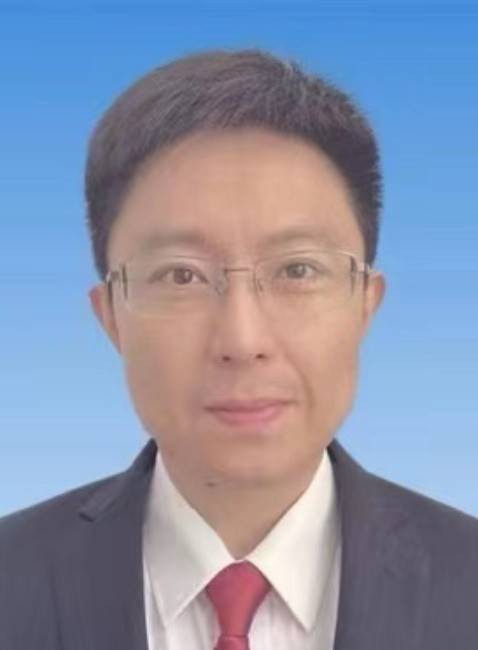 颜宁（辽宁省大连市沙河口区监委委员、区纪委监委案件审理室主任、四级高级监察官）