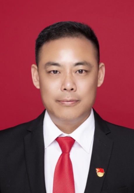 周金辉（湖南省娄底市娄星区卫生健康局党组书记）