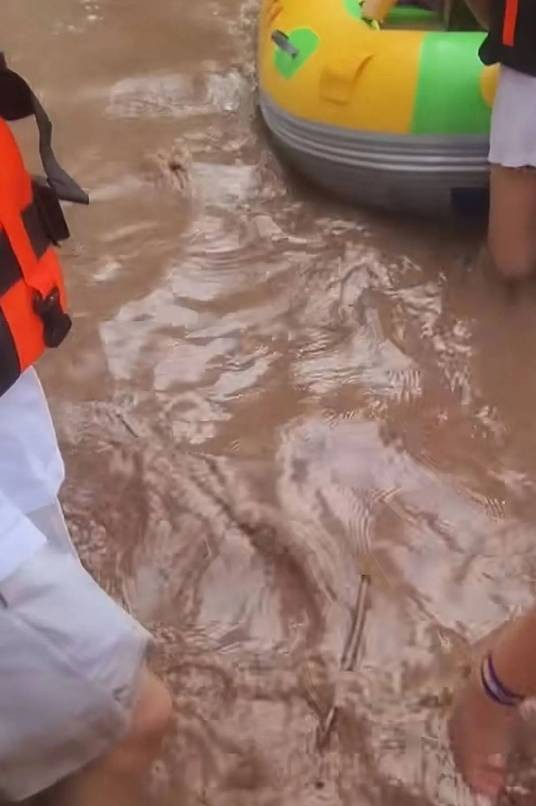 7·19成都龚家山漂流水质污浊事件