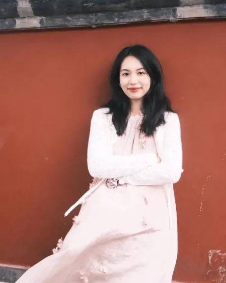 林宣妤（浙江外国语学院毕业生）