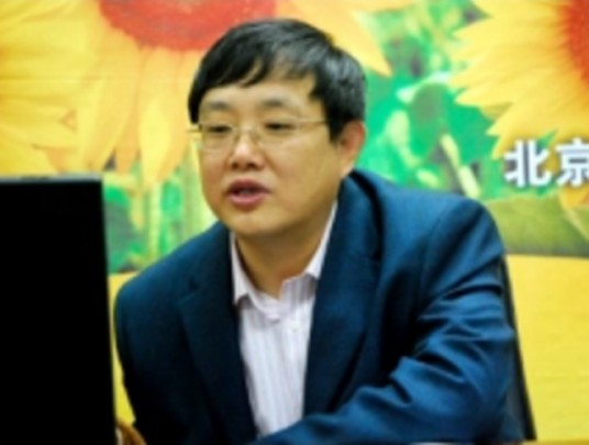 刘克文（东方艺术研究院名誉院长）