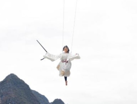 遇龙河天下遇龙汉服威亚