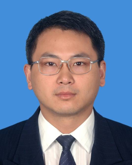 陈冰（南雄市人民政府市长）