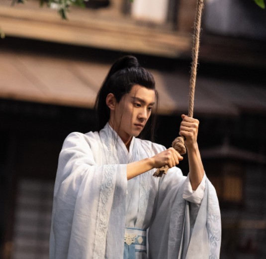 许新年（电视剧《大奉打更人》中的人物）