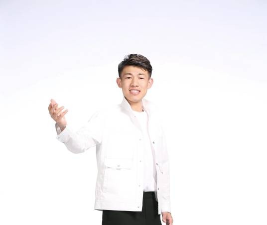 阿古达木（中国内地男歌手，北京敕勒歌文化传播工作室总负责人，敕勒歌乐团创始人）