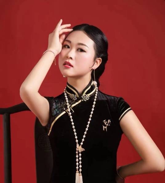 杜丽（教师、歌唱家（花腔女高音））