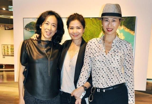 霍震霆离婚后没有再娶妻,也没有任何恋情,是什么原因呢