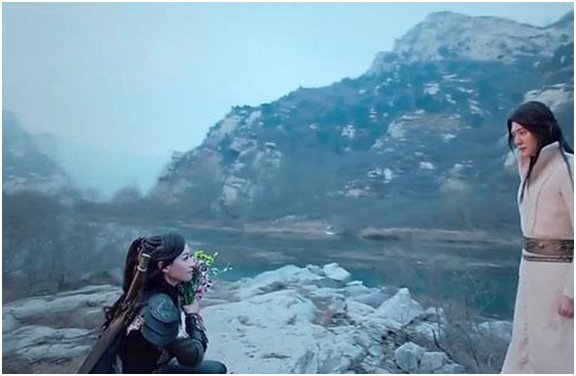《幻城》中卡索为什么喜欢人族的梨落，而不喜欢美丽的人鱼公主