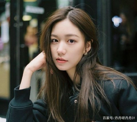 不知道王一博綦美合恋情是否属实,女粉们能接受王一博当下公布恋情吗?