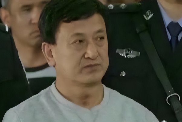 李玉忠和姚文忠是一个人吗