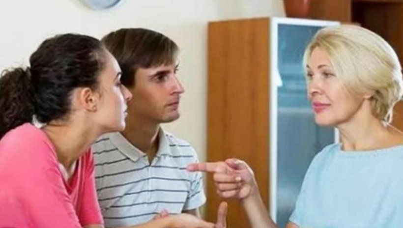 婆婆出轨让我发现,她拿20万封口,最后我为何落到这样的下场?