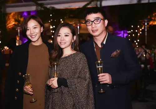 当红时逼婚男友,婚后却被转移家产,张靓颖都经历了什么?