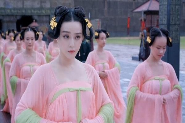 府中藏有2300名女性，用处却各不相同，洪秀全到底多会享受?