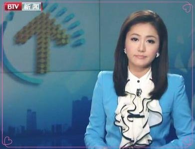 军情解码的女主持人范奕漂亮吗，谁有她的图片