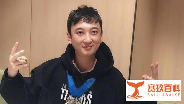 王思聪舔狗事件曝光 如果你是张一宁 你会拒绝王思聪吗？