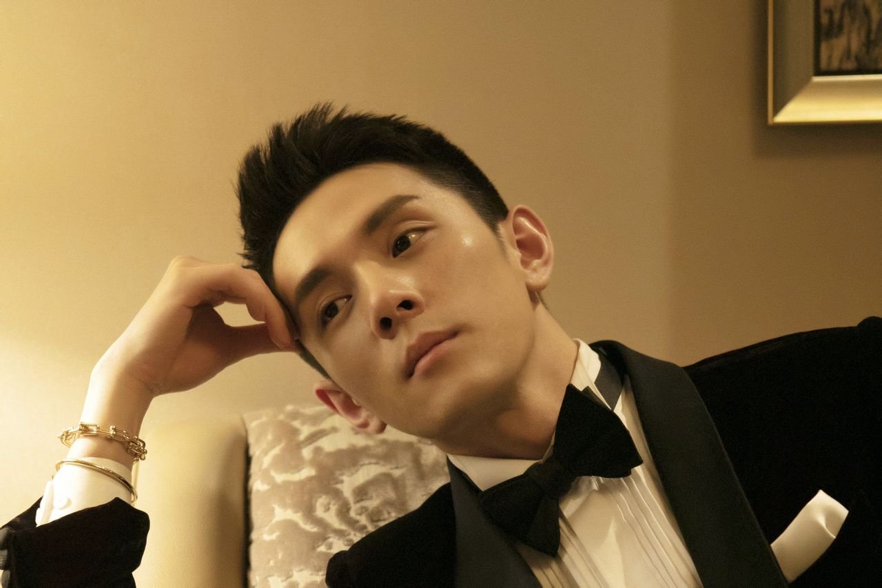 李佳琦和刘柏辛竟然是堂兄妹,为何却不同姓?