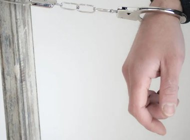 上海砍人案嫌犯被抓,事发妇产科停诊,他当时的情绪为何如此激动