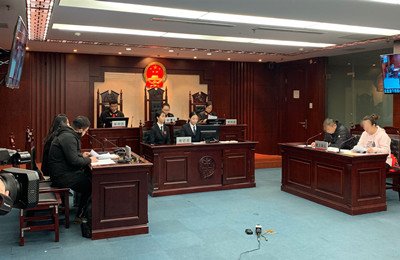 江西一男子帮助曾春亮逃匿获刑2年，他们是朋友吗？