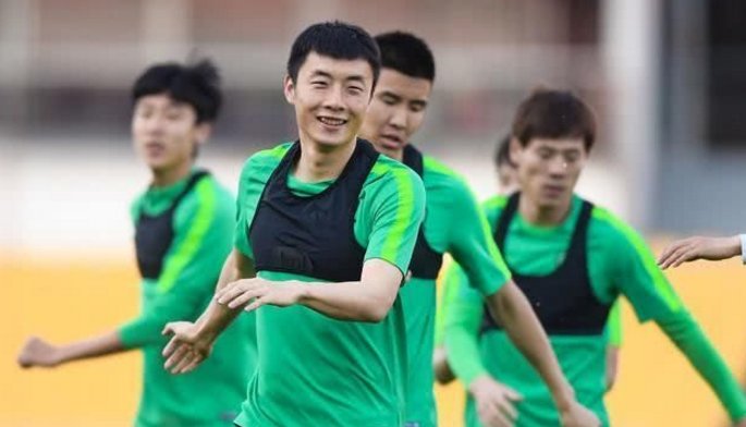 北京国安1-3不敌广州恒大的比赛里，李磊的表现如何？