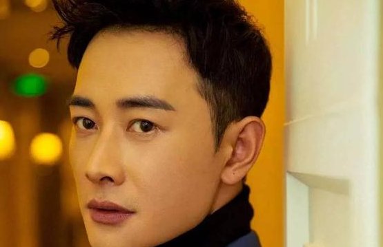 罗晋跟助理亲近传出绯闻，婚后的男人，该如何做到自律？