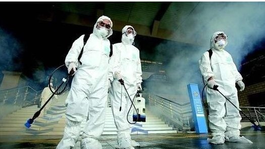 美国富翁太空游回来发现全家染新冠,他们到底是如何被感染的?