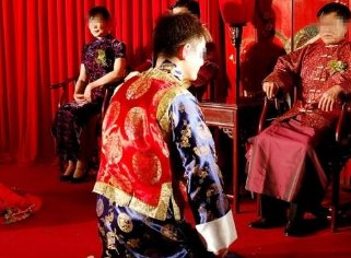 因新郎买内衣不合身,拒绝新郎迎亲,女方提出离婚,你怎么看?