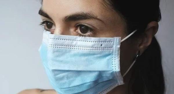 真是躺平吗?凑近看中国香港、新冠疫情、抗疫措施和金融中心排名