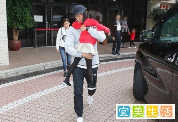 心酸,谈及小糯米近况,刘丹直言:只有姑姑奶奶刘恺威陪她玩