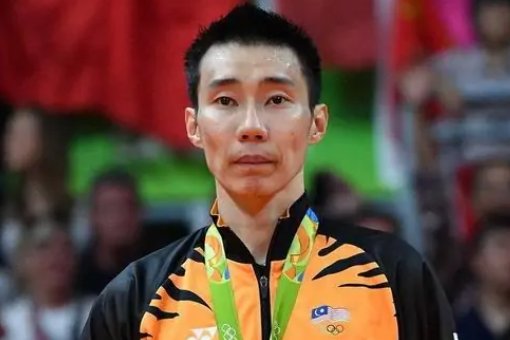 初中英语作文李宗伟介绍80个词