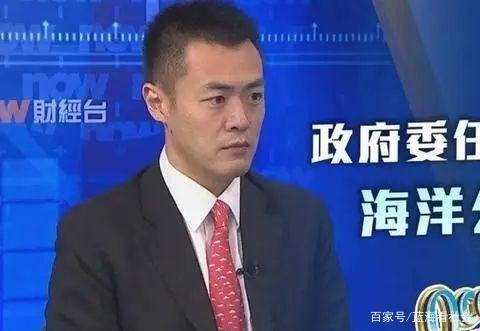 野心比刘銮雄还大，刘鸣炜转卖股权给后妈甘比，原来不过是圈套，你怎么看？