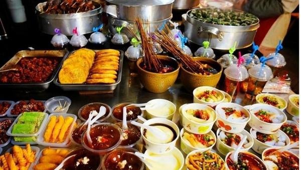 中国地摊经济！如果想摆摊，都需要什么证件？