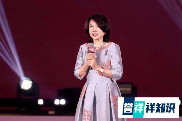 董明珠公开表示不关心股价，要给员工多发2亿年终奖