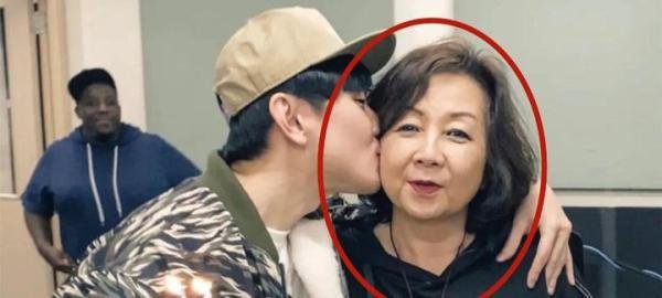 娱乐圈关系最硬的歌手,林俊杰的后台到底有多硬?朋友圈全是大佬