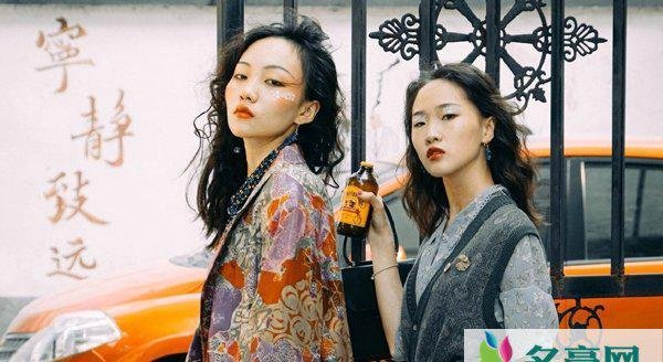 疯产姐妹个人资料最新消息 网红疯产姐妹真名直播间ID怎么火的