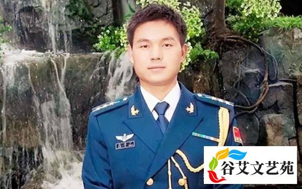 飞行员鲜为人知的高危行业,原来有这么多英雄逝去,出现事故竟是因为它