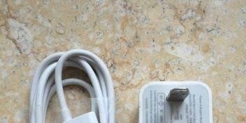 iPhone4S很久没开机怎么激活电池