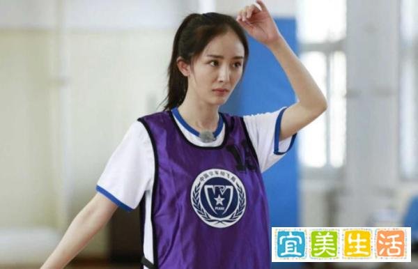 心酸,谈及小糯米近况,刘丹直言:只有姑姑奶奶刘恺威陪她玩